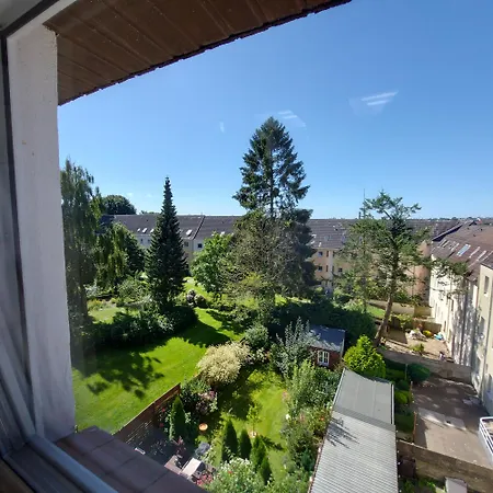 Naehe Zentrum Und Universitaet *